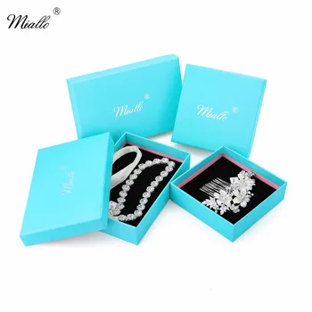Луксозна Специален Подарък кутия Miallo 12*12*3.5 вижте и 17,5 * 11,3,5 см за Гребен за коса / Заколок /Превръзка на главата